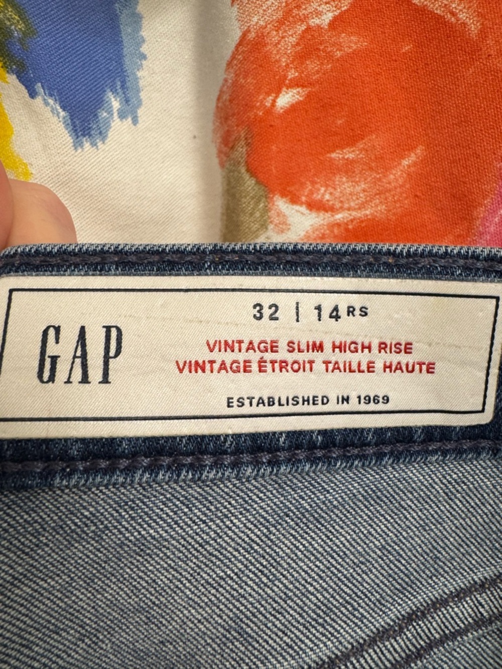 Gap Vintage Slim High Rise Jeans - size 32 - Picture 7 of 8